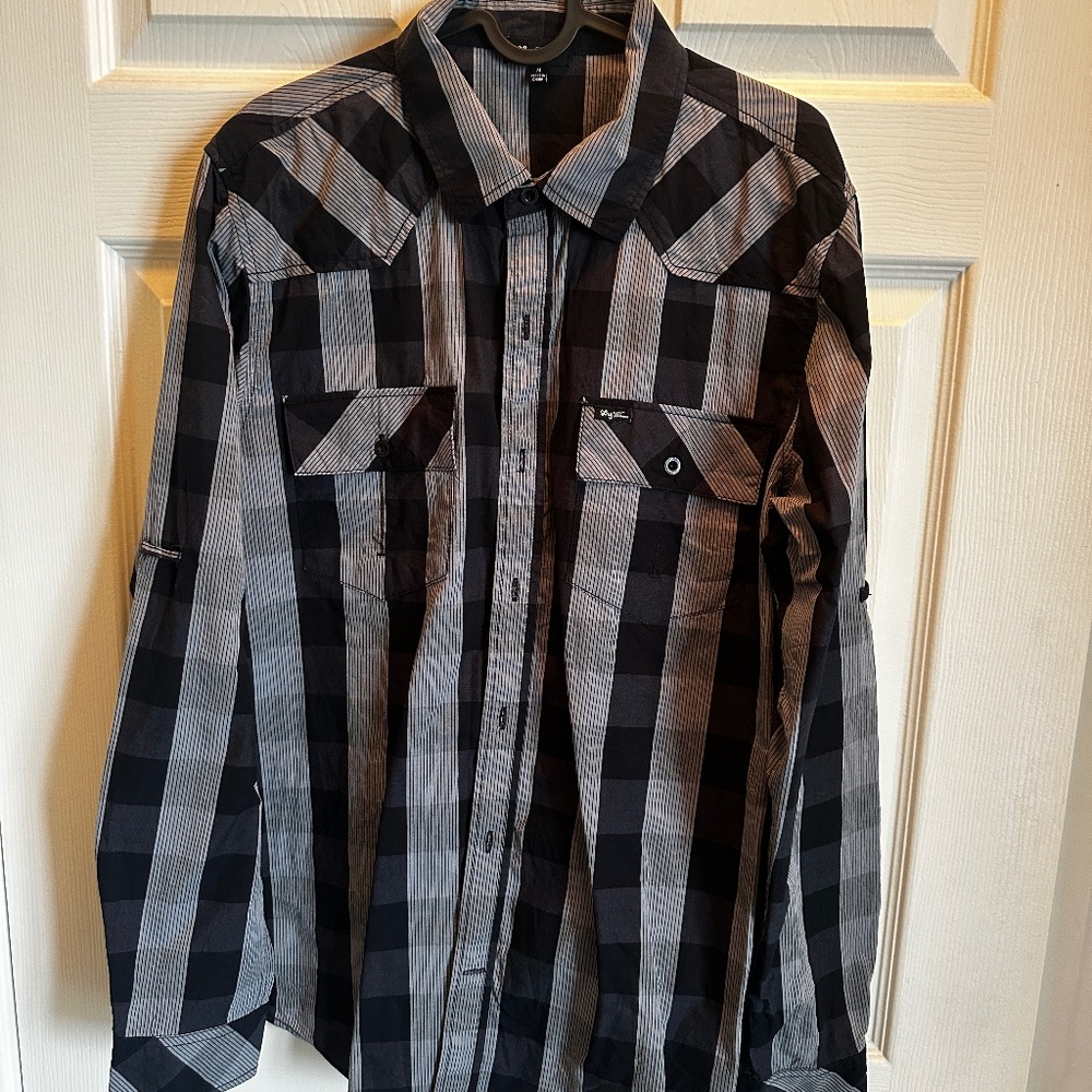 Lrg vintage long sleeve button-up - M